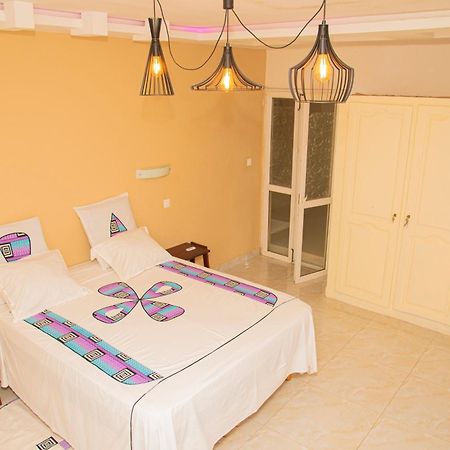Saly Chambres D'Hotes Villa Luciana מראה חיצוני תמונה