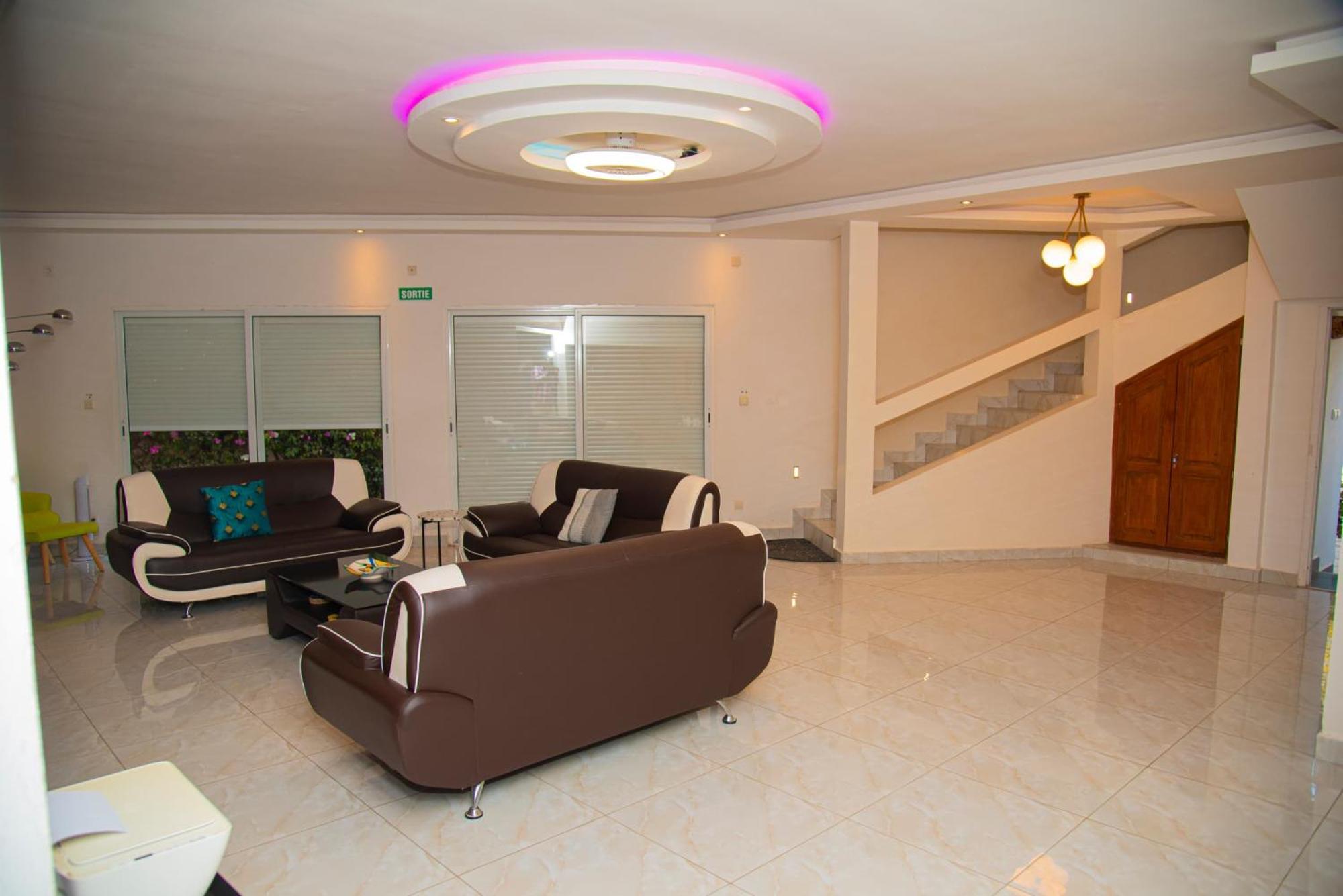 Saly Chambres D'Hotes Villa Luciana מראה חיצוני תמונה