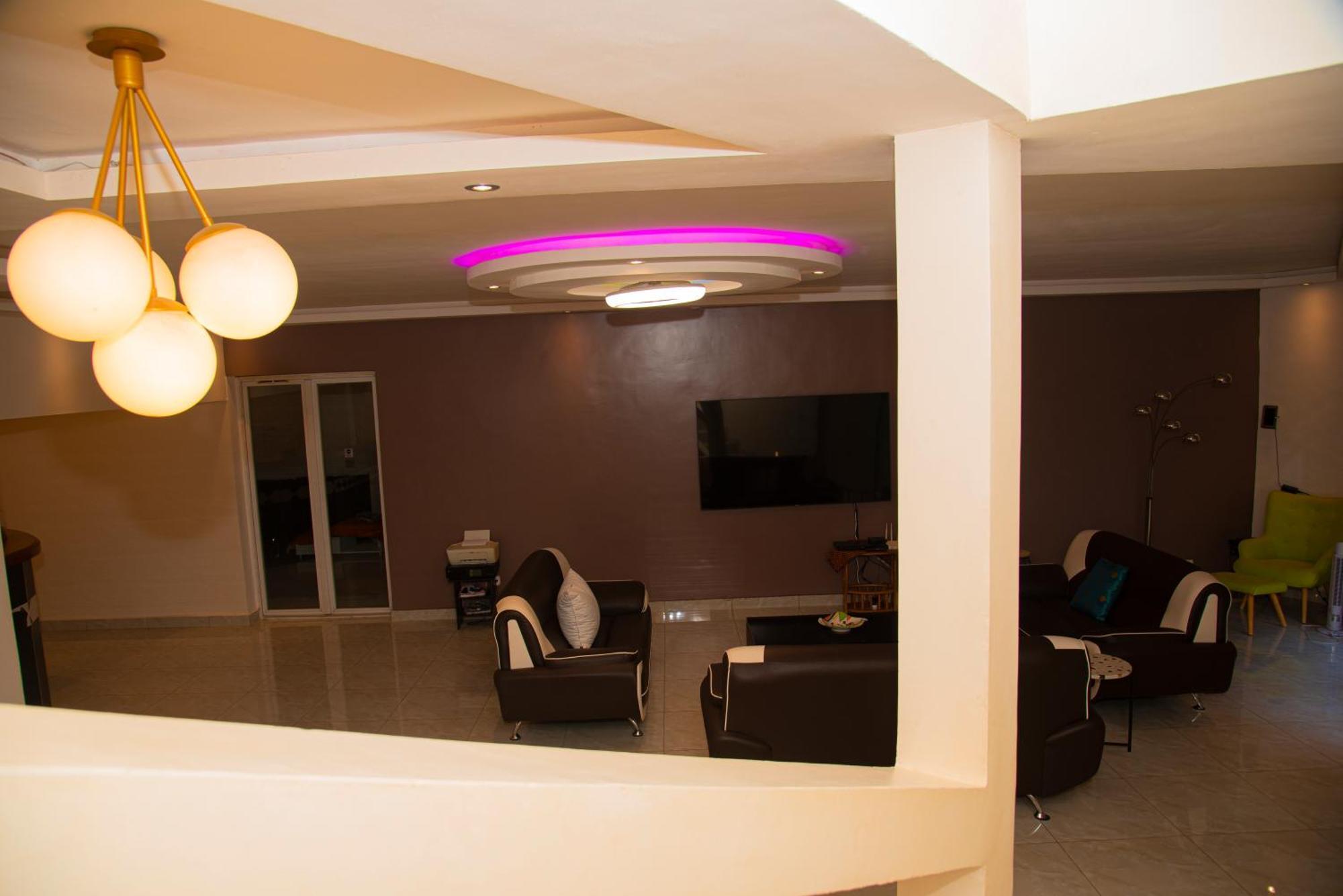 Saly Chambres D'Hotes Villa Luciana מראה חיצוני תמונה